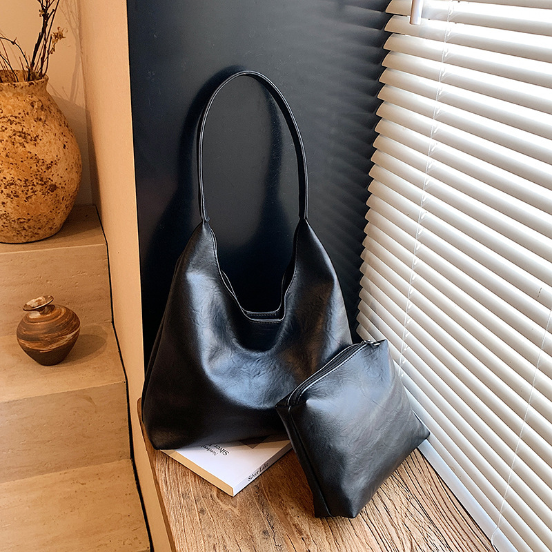 Women Bags 2026 Trends - Retro Sade Büyük Kadın Omuz Çantası