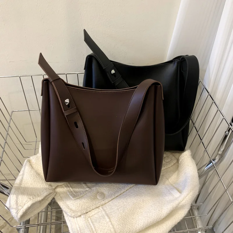 Kadınlar için Moda Deri Tote Ç - Women Bags 2026 Trends incelemesi ve fiyatı