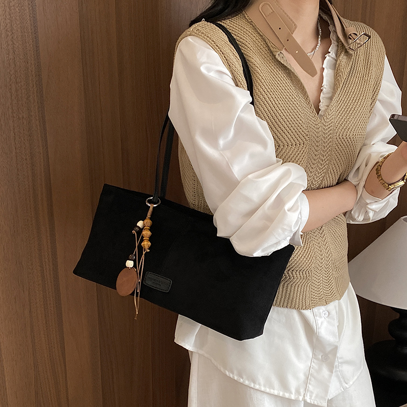 LEFTSIDE Retro Süet Omuz Çanta - Women Bags 2026 Trends incelemesi ve fiyatı